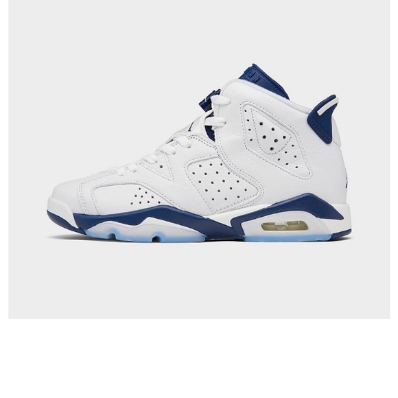 Jordan 6 Retro Midnight Navy - Picture 2 of 4
